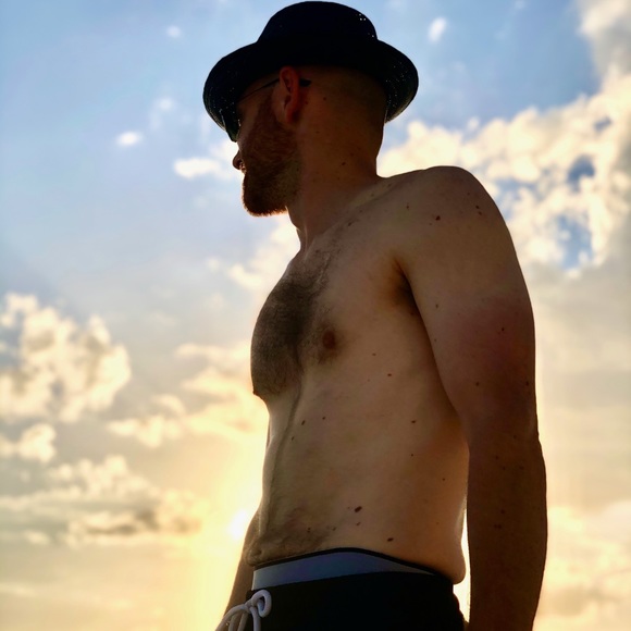 Meet your Posher, John - Picture 2 of 3